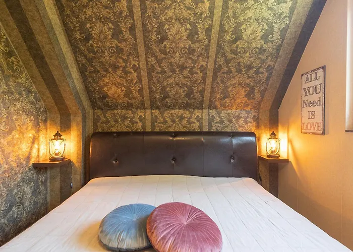 بيت للعطل Opi Huck Stroot 24 *