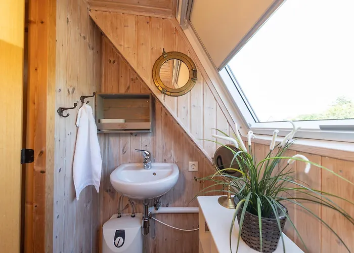 بيت للعطل Opi Huck Stroot 24