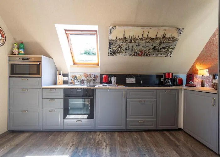 Opi Huck Stroot 24 دورم نيوفيلد